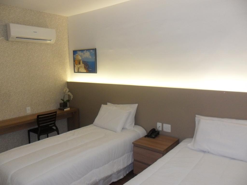 Lord Hotel Aeroporto Confins Vespasiano Extérieur photo