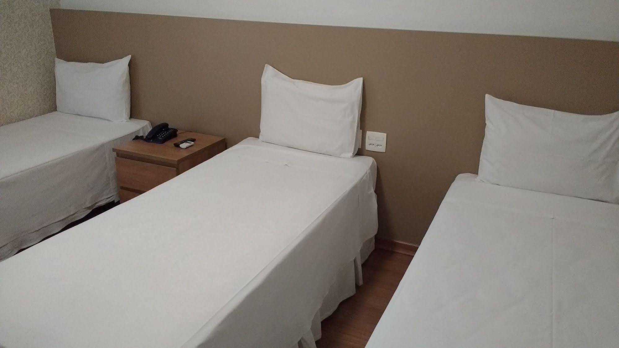 Lord Hotel Aeroporto Confins Vespasiano Extérieur photo