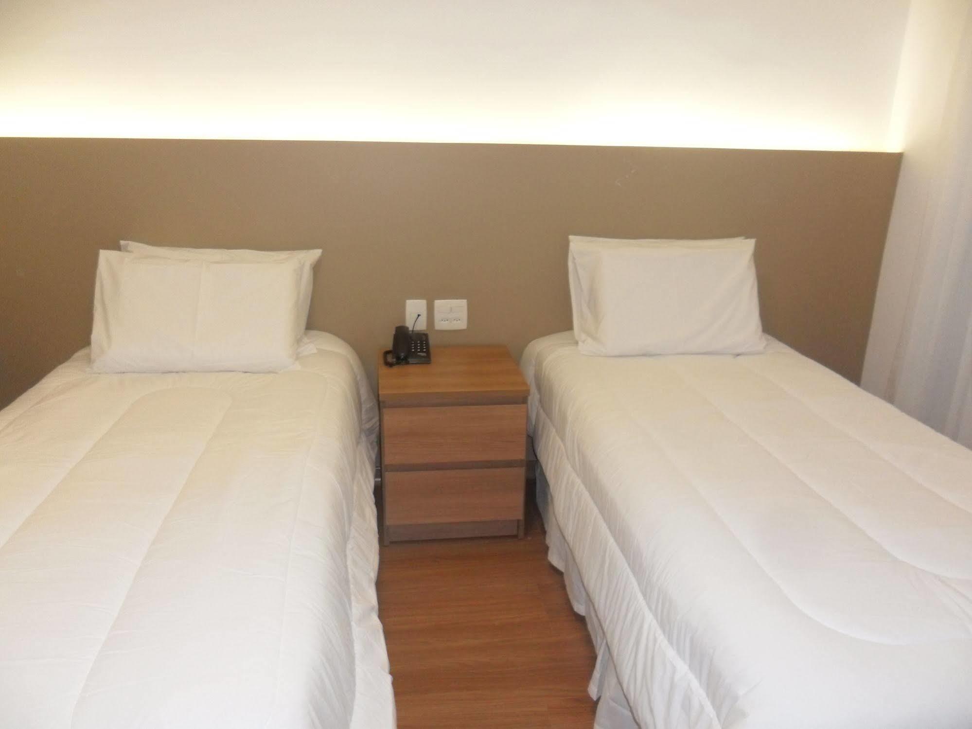 Lord Hotel Aeroporto Confins Vespasiano Extérieur photo